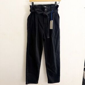 NWT Eunina Tobi Super High Rise Mom Jeans with Belt Size 9 Pockets